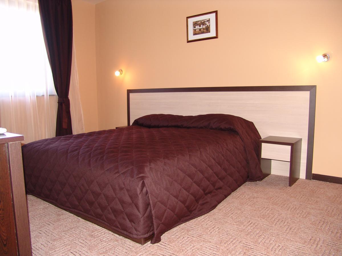Hotel Lovetch Extérieur photo